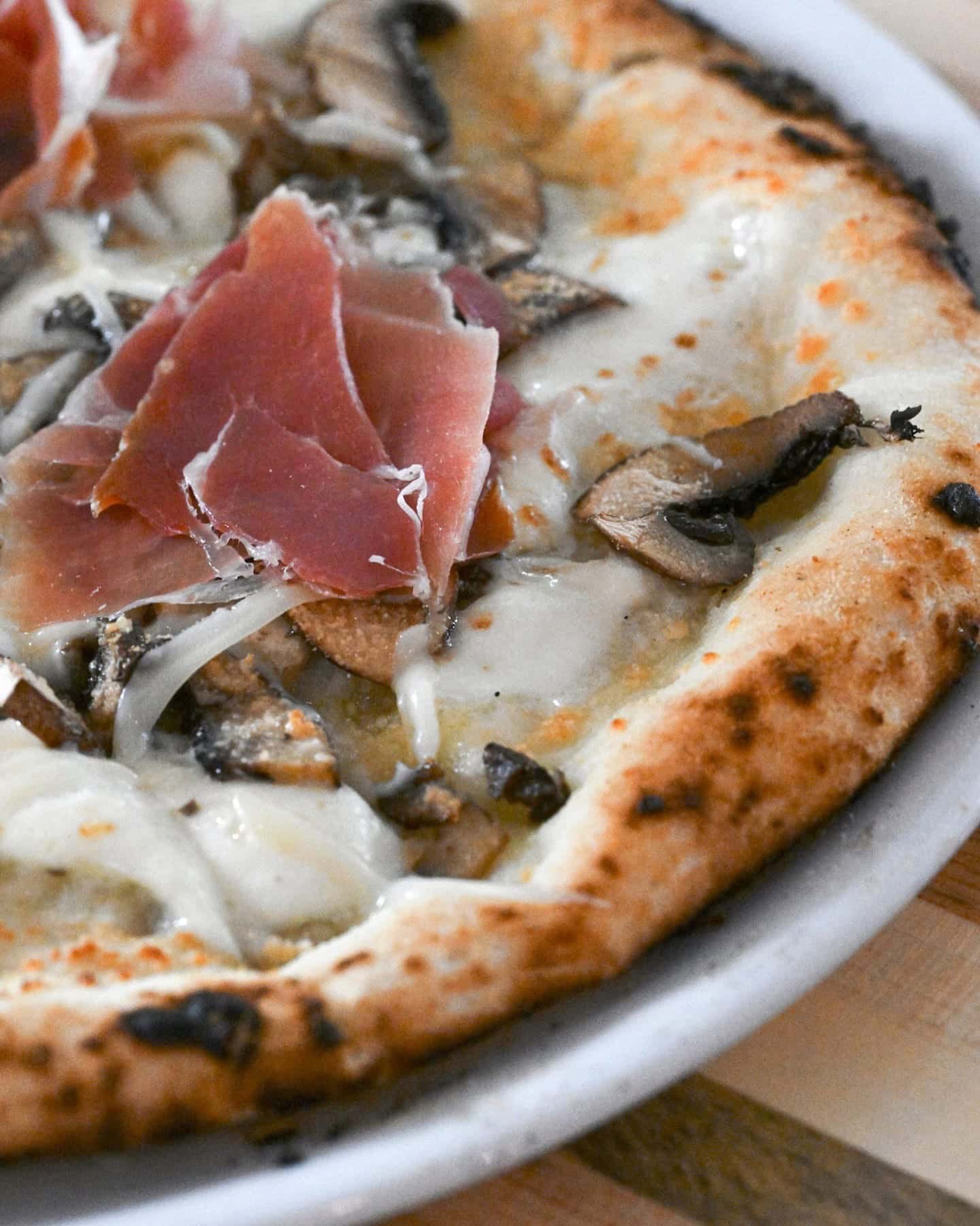 food at della porta gluten free pizza in door county