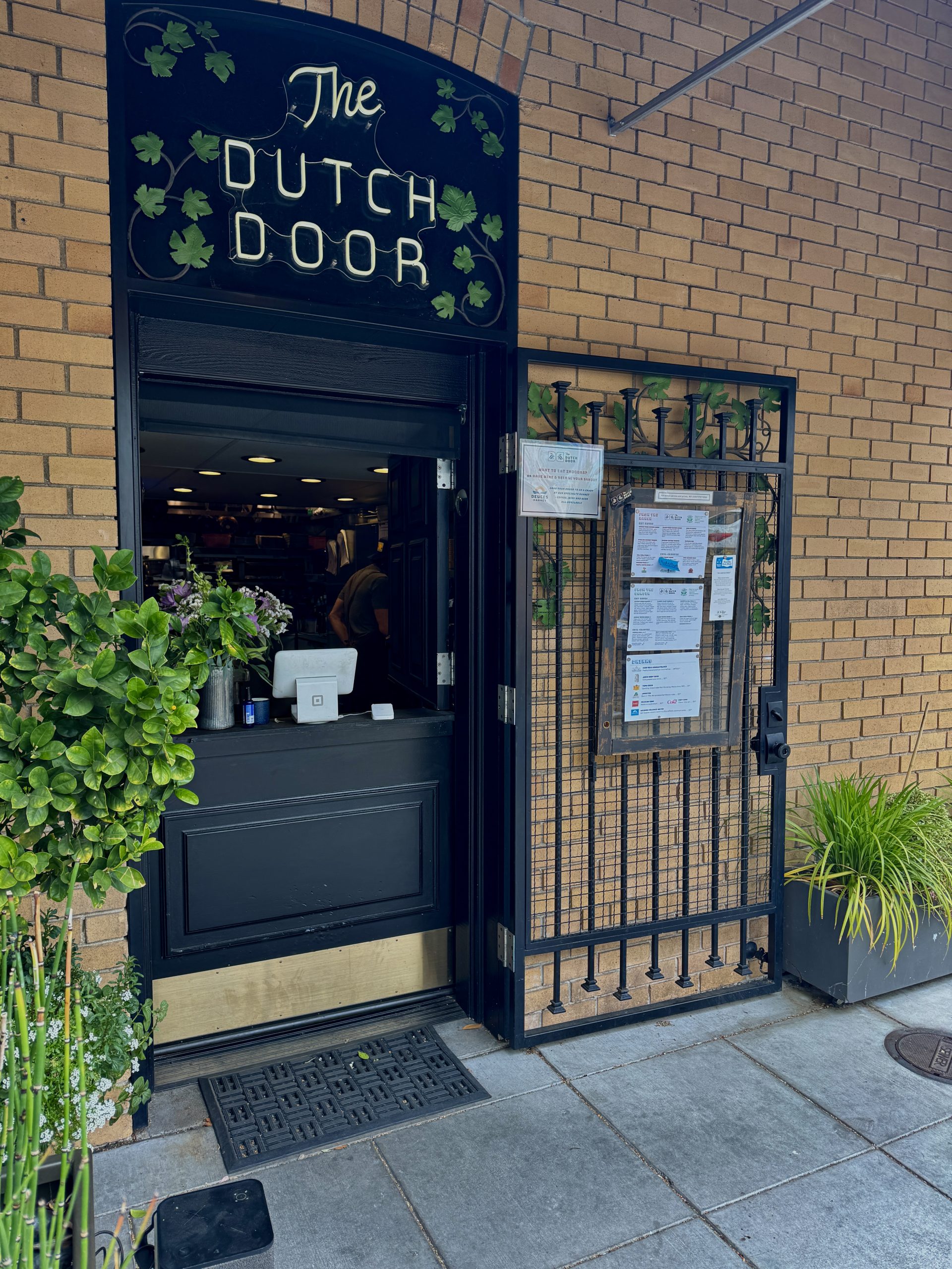 The Dutch Door in downtown Napa 
